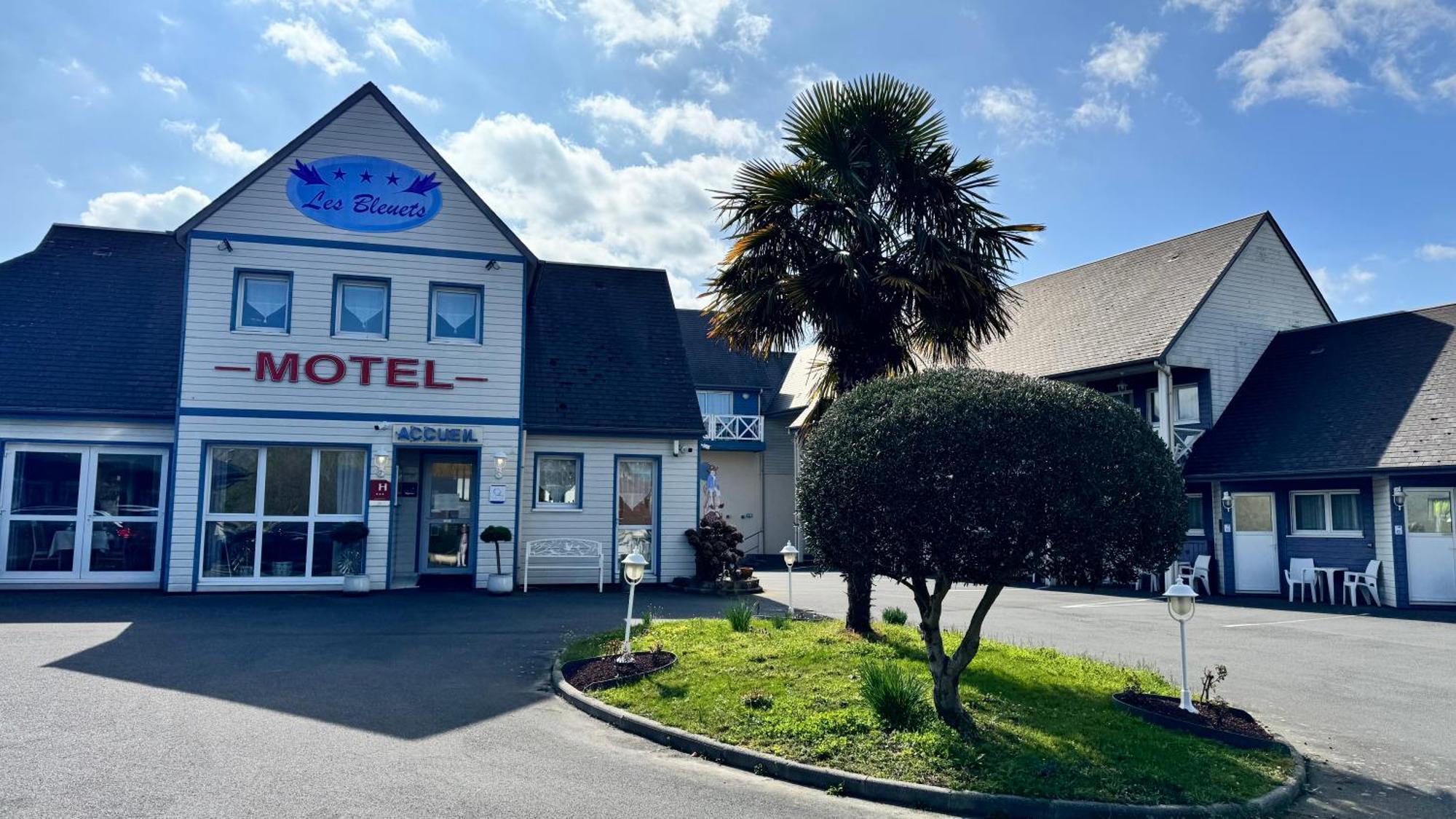 Contact - Les Bleuets & 3* La Riviere-Saint-Sauveur