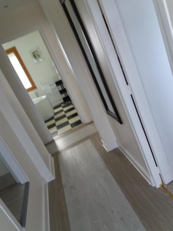 Hotel Contact - Les Bleuets & 3*